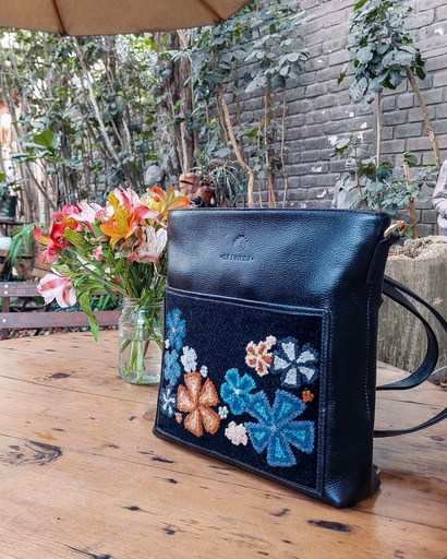 Crossbody Convertible Negra