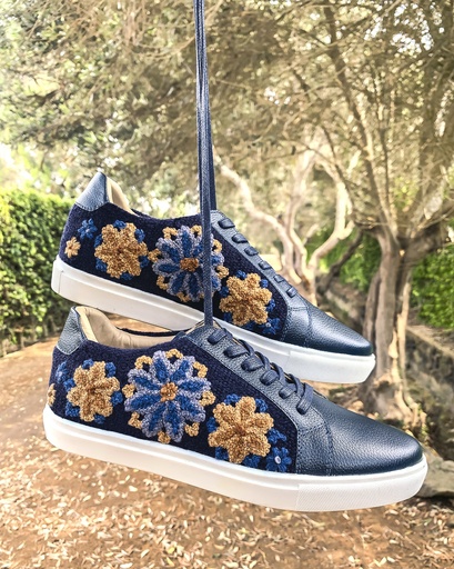 Sneaker azul mandalas